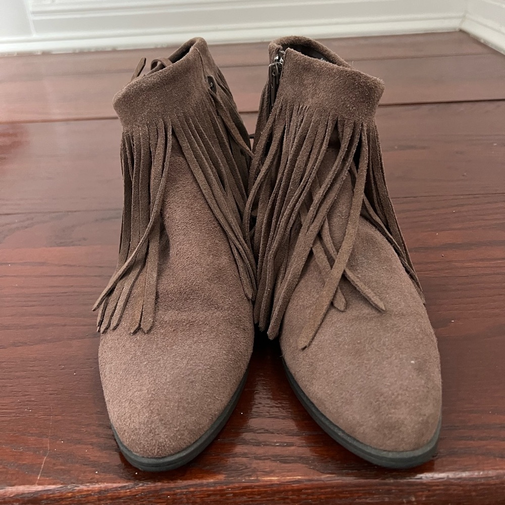 Steve Madden Suede Leather Fringe Patzee Ankle Boot | brown | 10M - Picture 4 of 13